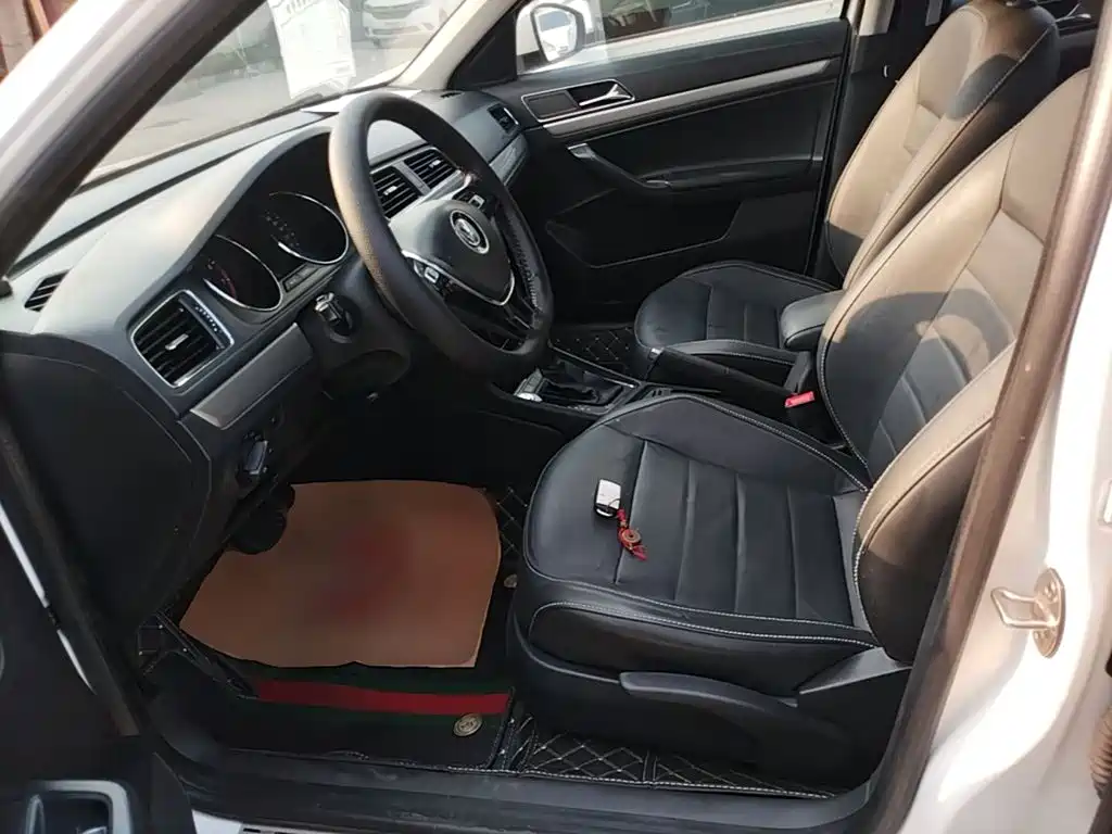 Volkswagen Lavida — миниатюра 15