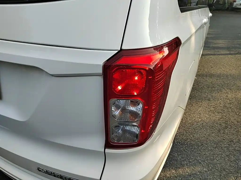 Wuling Hongguang — миниатюра 8