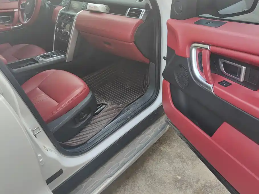Land Rover Discovery Sport — миниатюра 8