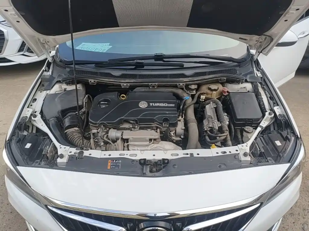 Buick Verano — миниатюра 20