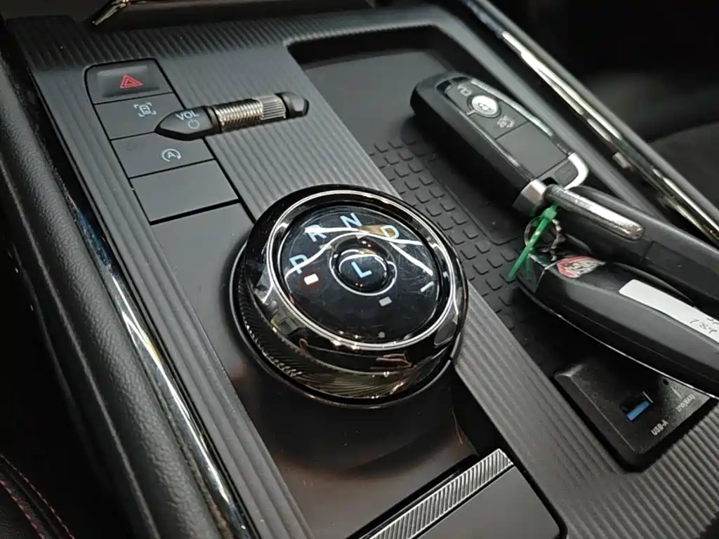 Ford Mondeo — миниатюра 14
