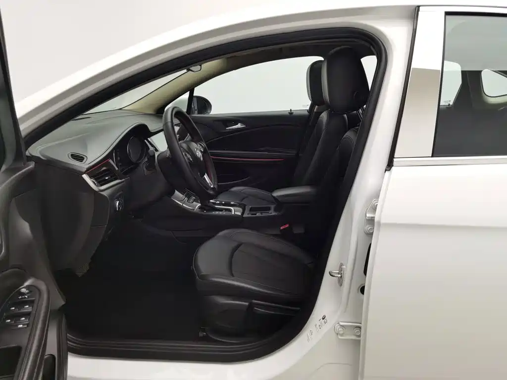 Buick Verano — миниатюра 10