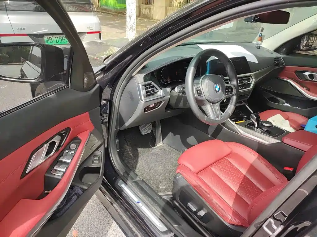 BMW 3 Series — миниатюра 14