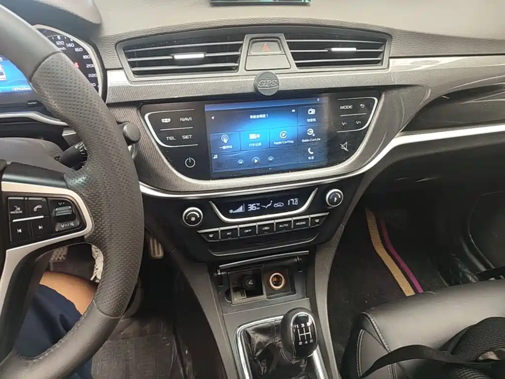 Geely Emgrand — миниатюра 13