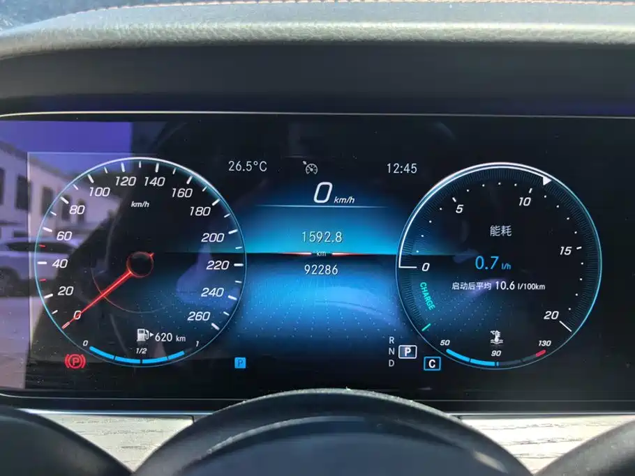 Mercedes-Benz E-Class — миниатюра 14