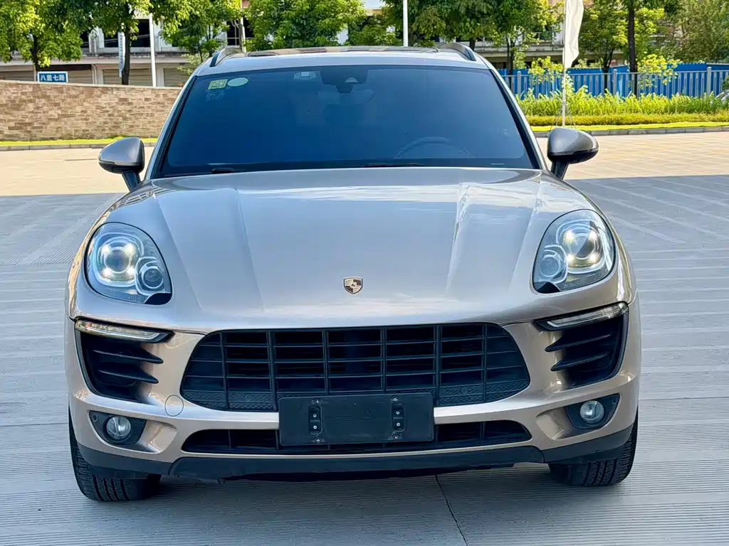 Porsche Macan — миниатюра 2