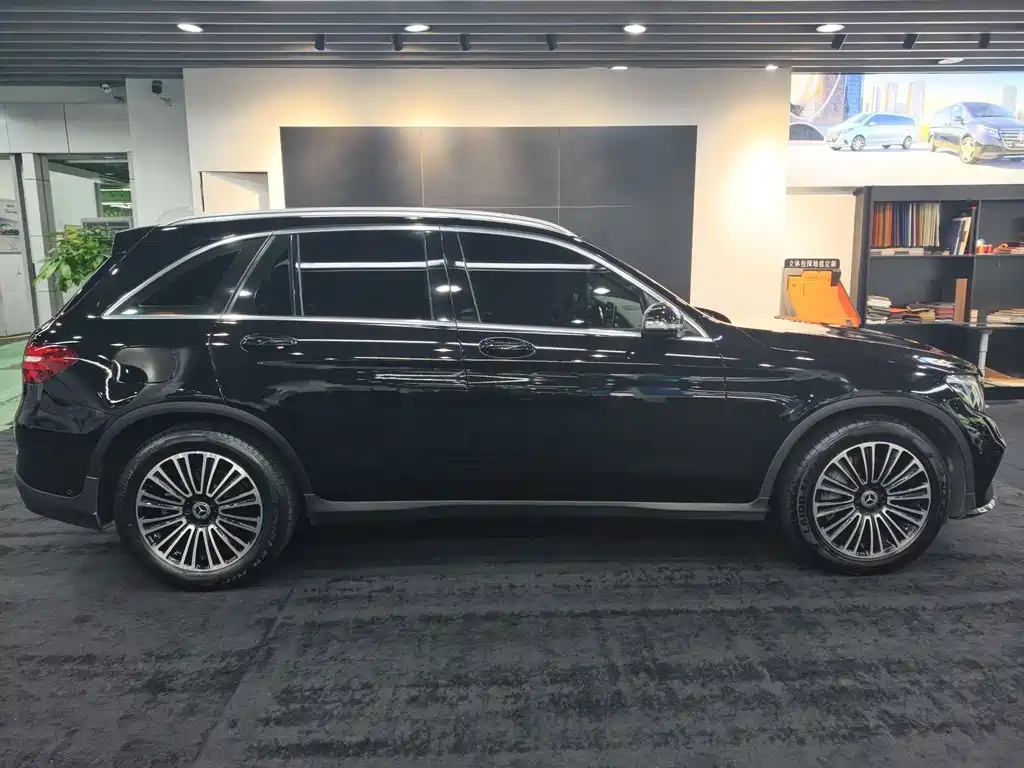 Mercedes-Benz GLC — миниатюра 7