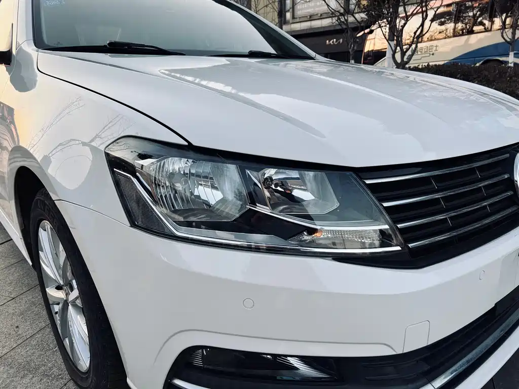 Volkswagen Lavida 2017 230TSI DSG Comfort