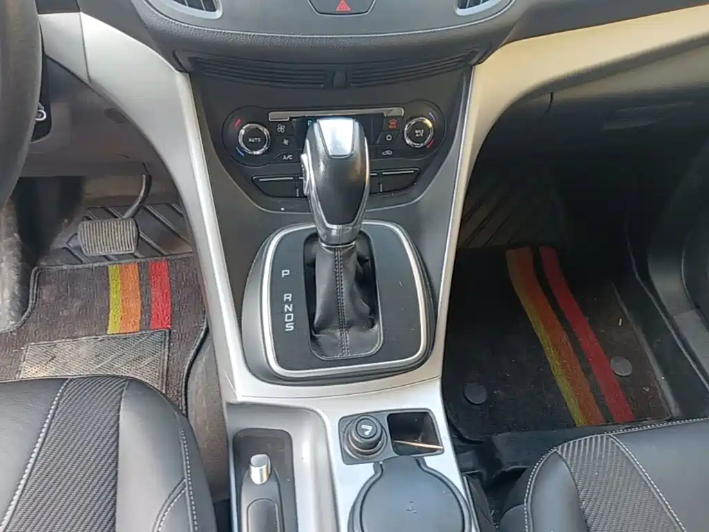Ford Kuga — миниатюра 14