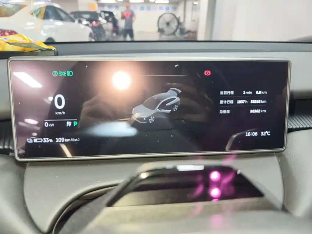 NIO ET5T — миниатюра 12
