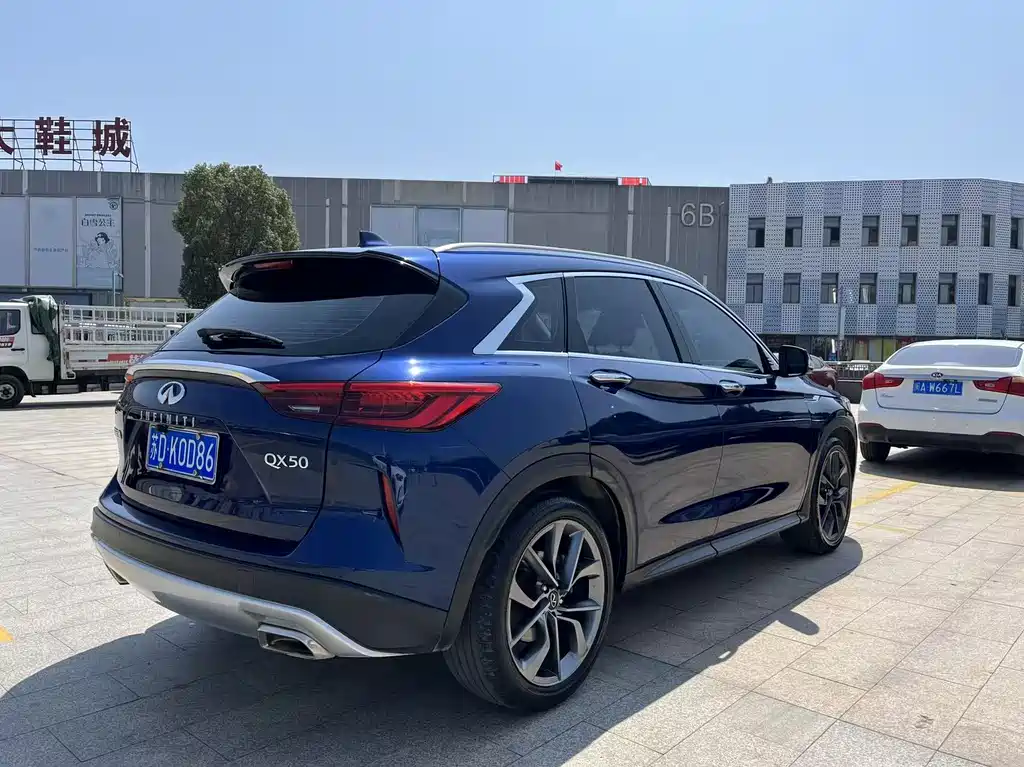INFINITI QX50
