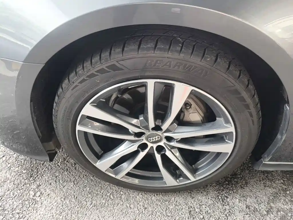 Audi A6L — миниатюра 23