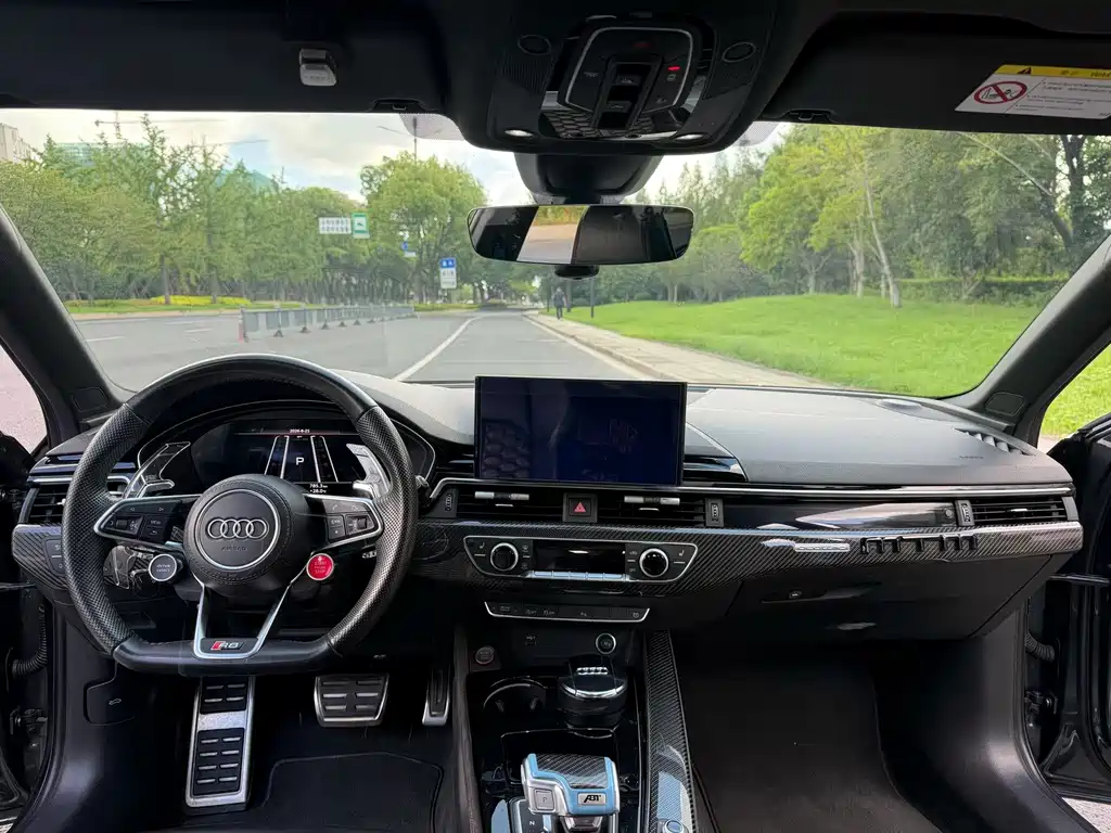 Audi RS 4 — миниатюра 4