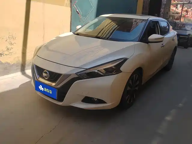 Nissan Bluebird