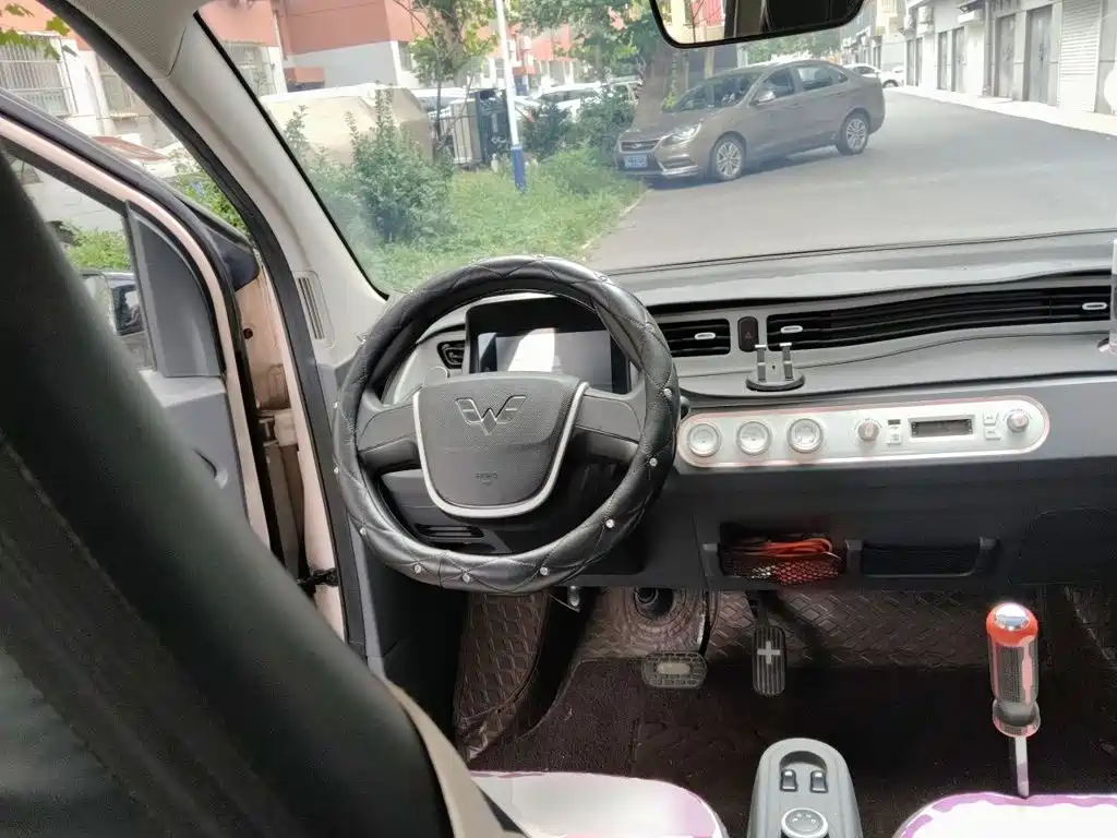 Wuling MINIEV — миниатюра 7