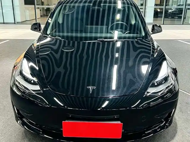Tesla Model 3 — миниатюра 2