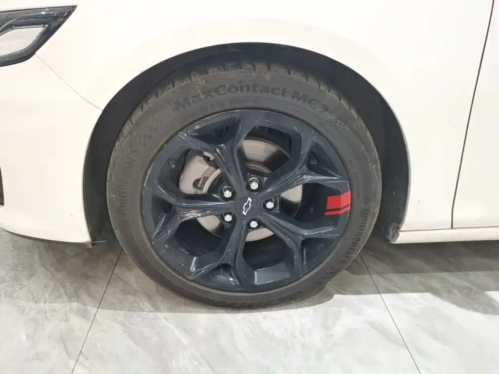 Chevrolet Malibu XL — миниатюра 23