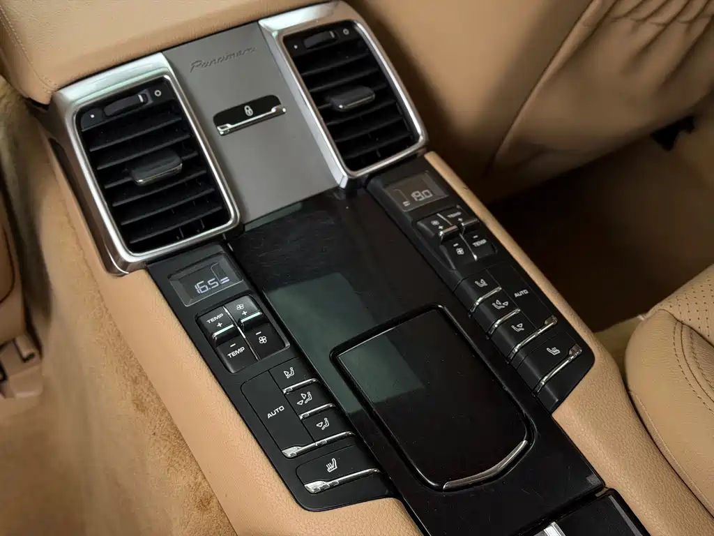 Porsche Panamera — миниатюра 20