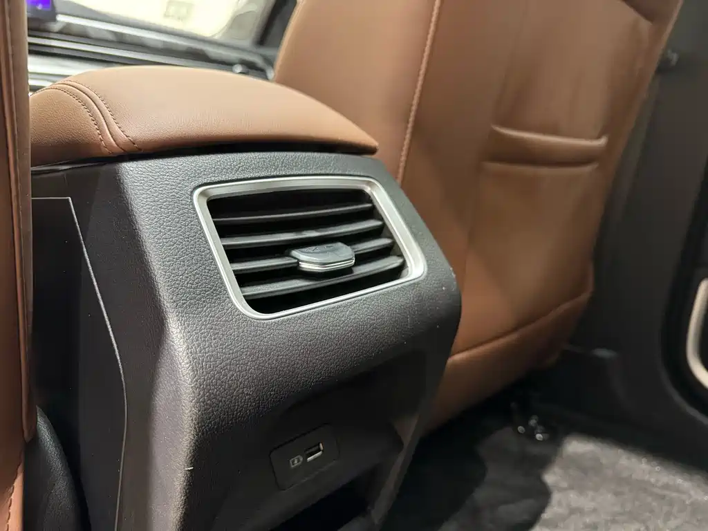 GEELY AUTOMOBILE VISION X6