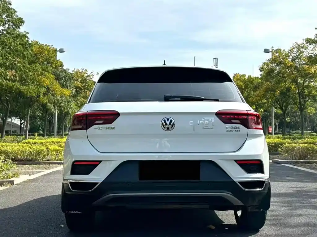 Volkswagen T-Roc - фото 8
