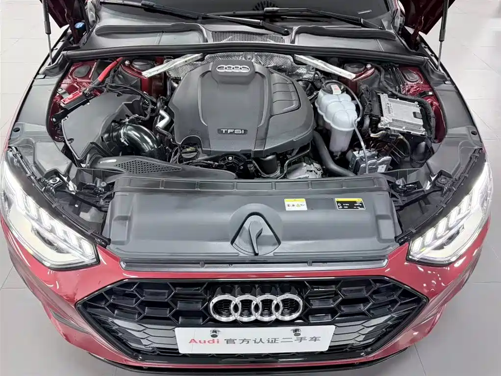 Audi A4L 2022 40 TFSI Luxury