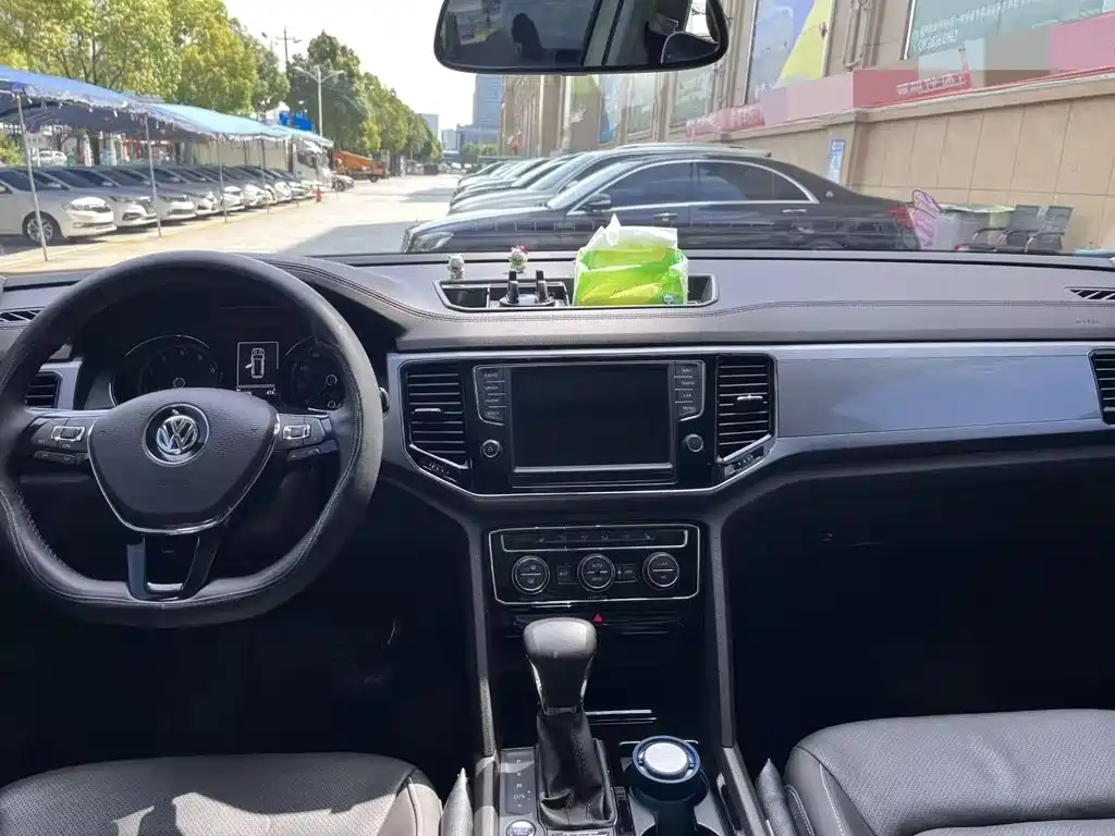 Volkswagen Teramont — миниатюра 9