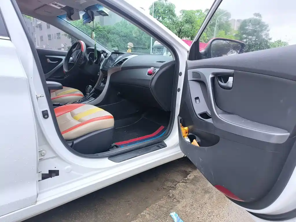 Hyundai Elantra Langdong — миниатюра 22