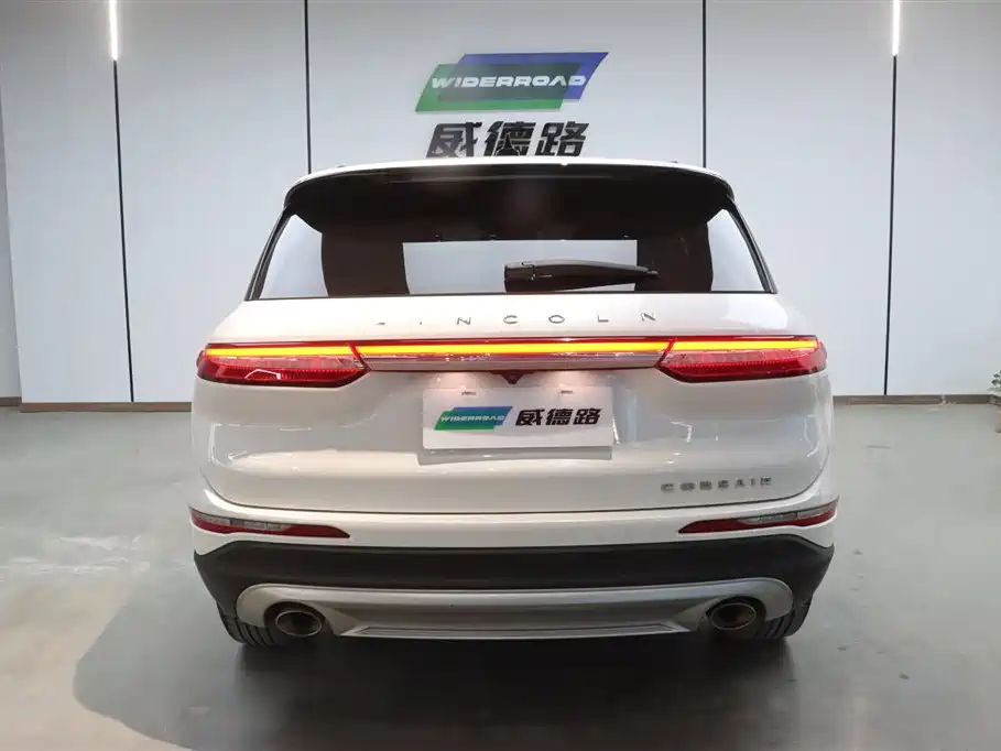 Lincoln Corsair 2021 2.0T