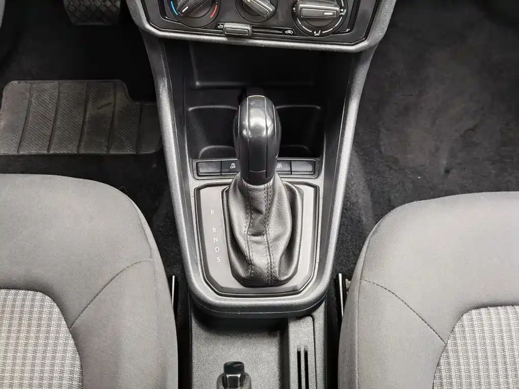 Volkswagen Santana — миниатюра 13