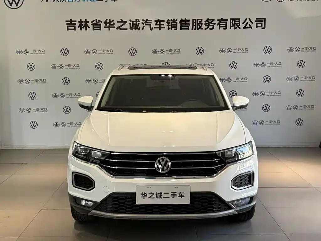 Volkswagen T-Roc — миниатюра 2