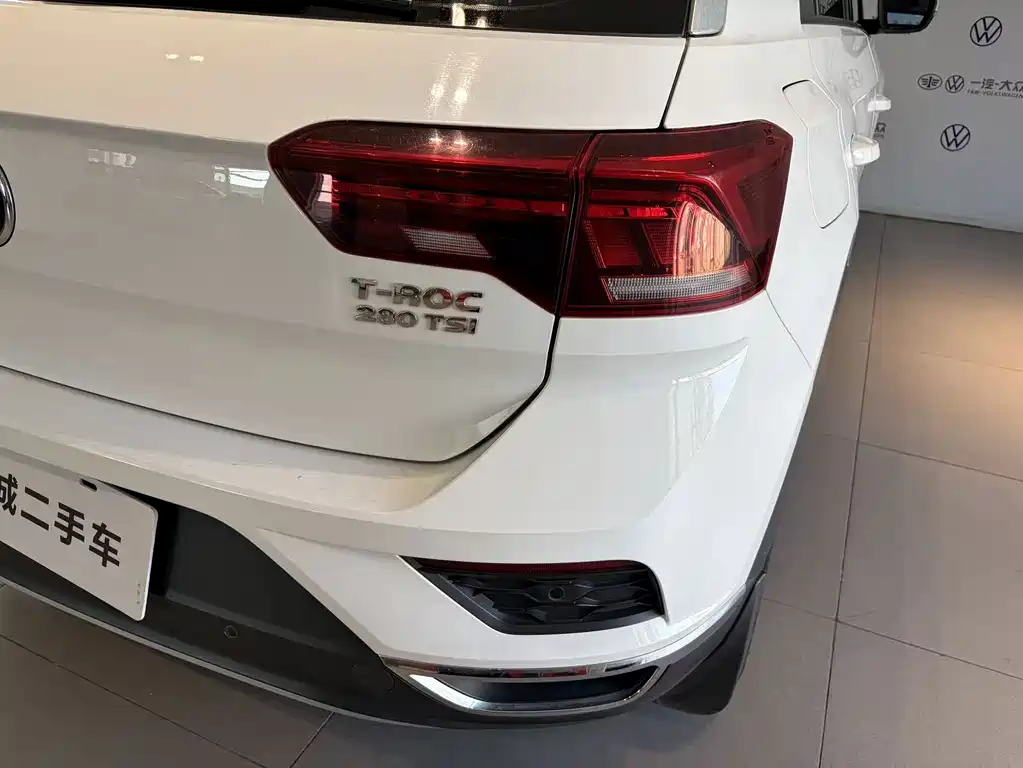 Volkswagen T-Roc — миниатюра 13