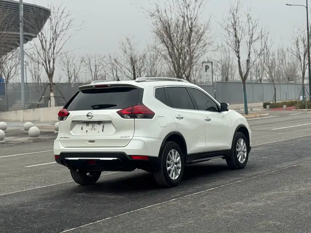 NISSAN QIJUN
