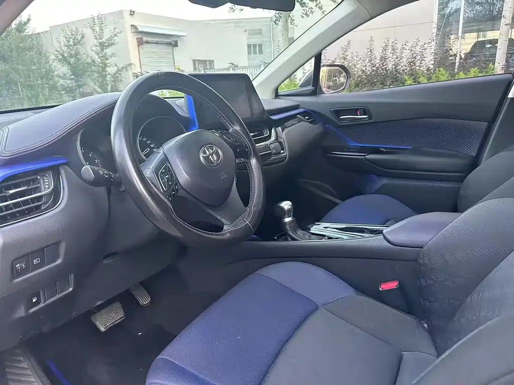 Toyota C-HR — миниатюра 4