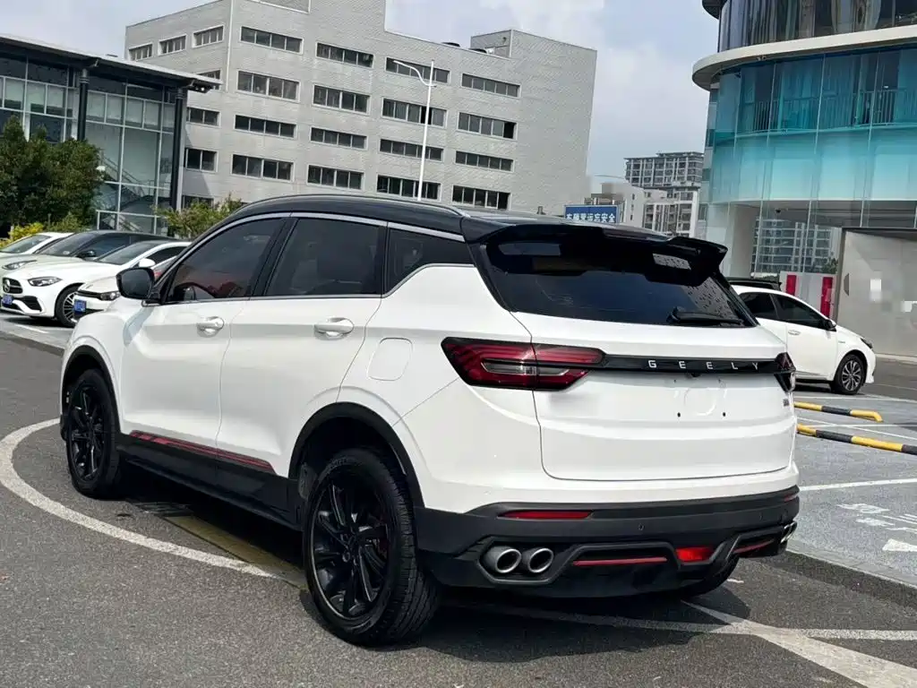 Geely Binyue — миниатюра 5