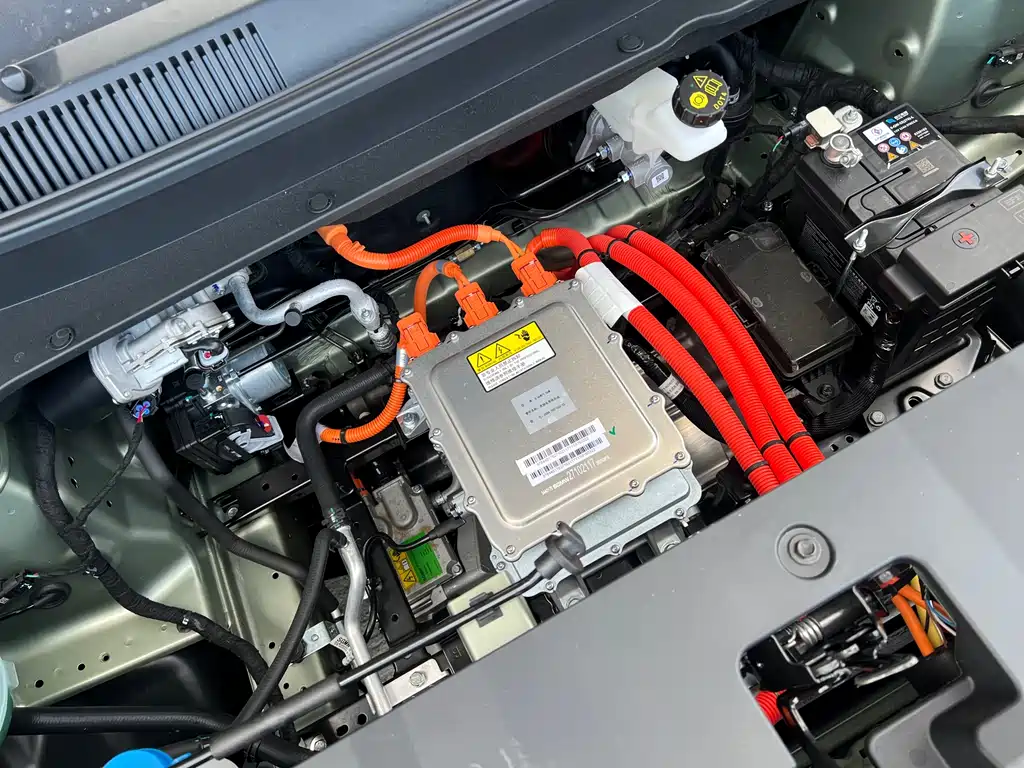 BAOJUN YUE ALSO PLUS