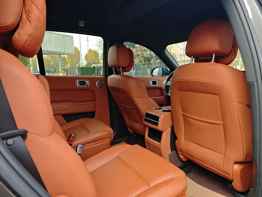 Li Auto Li L8 — миниатюра 7
