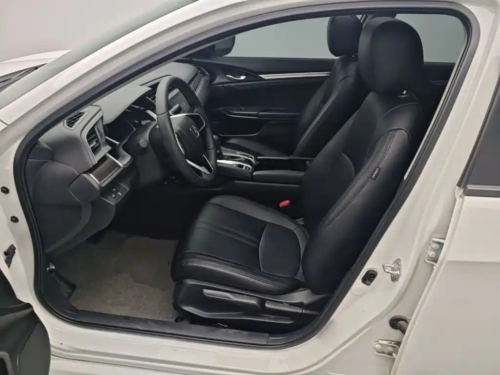 Honda Civic — миниатюра 15