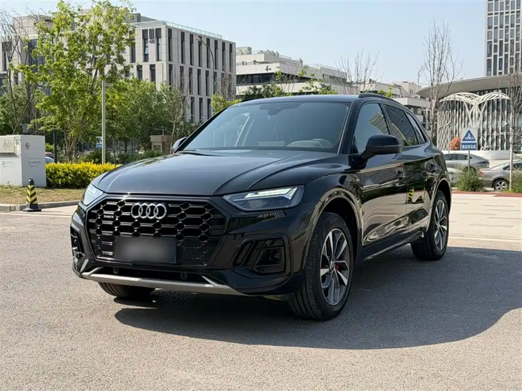 Audi Q5L 2024