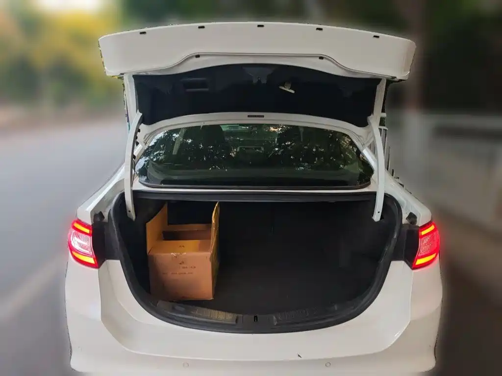 Ford Mondeo — миниатюра 20