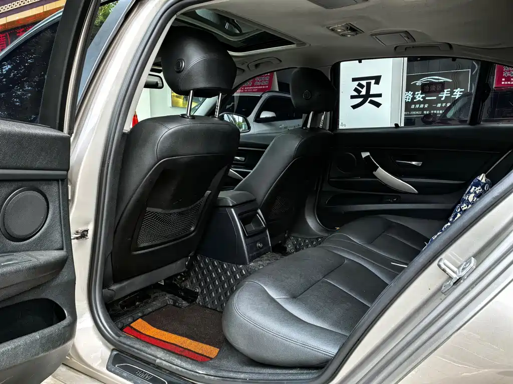 BMW 3 Series — миниатюра 9