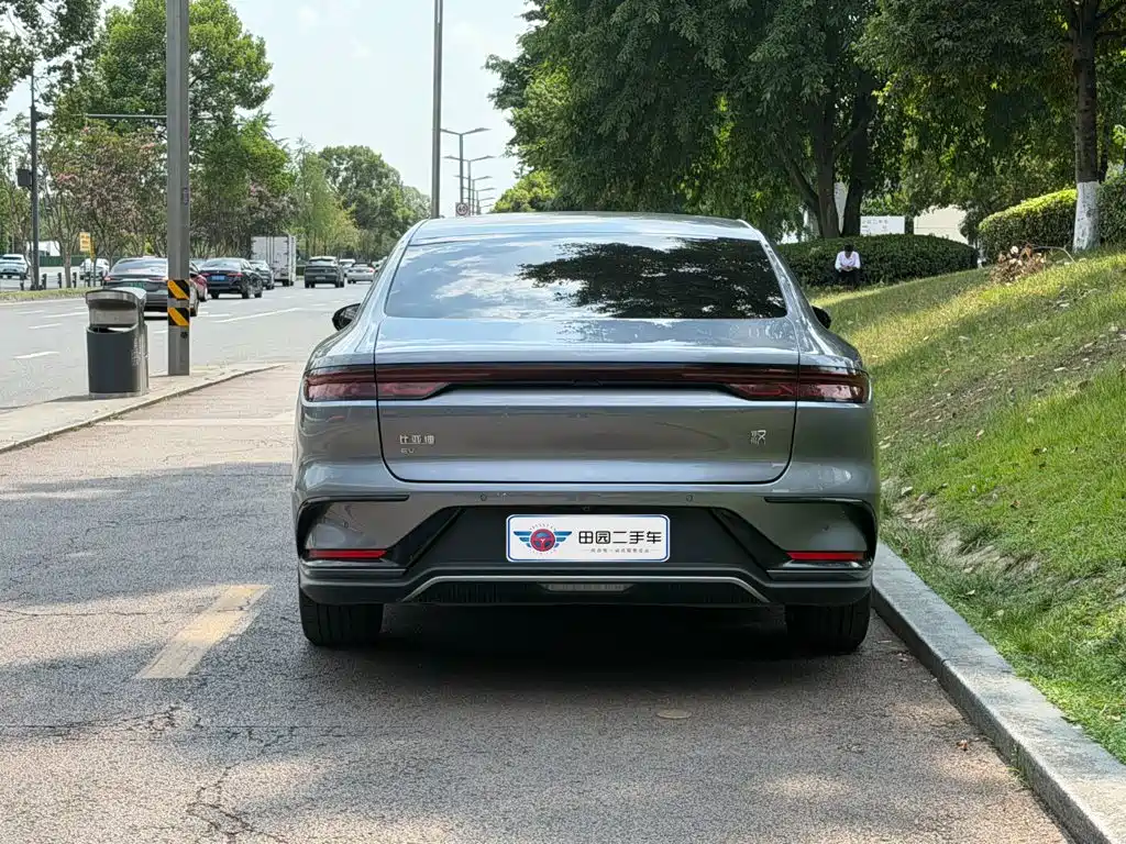 BYD Han 2022 EV 715KM Flagship