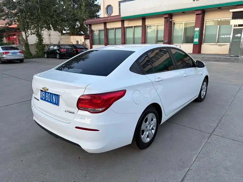 Chevrolet Cavalier — миниатюра 4