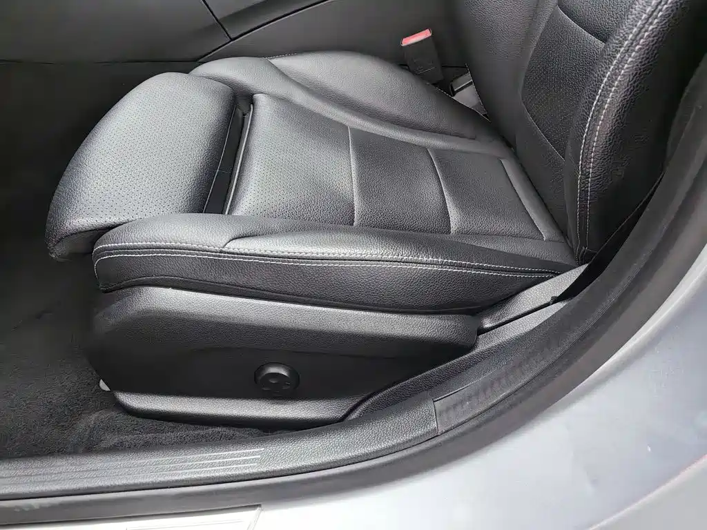 Mercedes-Benz C-Class — миниатюра 20