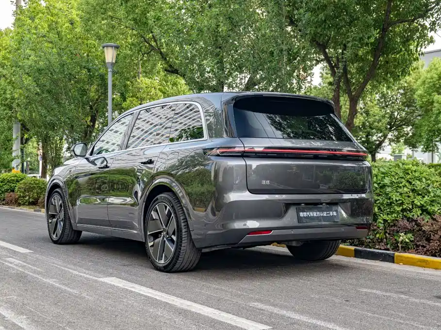Li Auto Li L8 — миниатюра 16