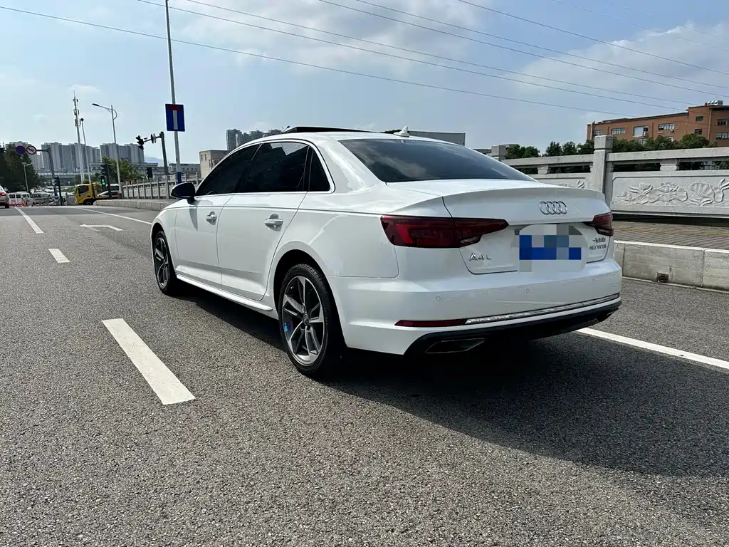 Audi A4L — миниатюра 10