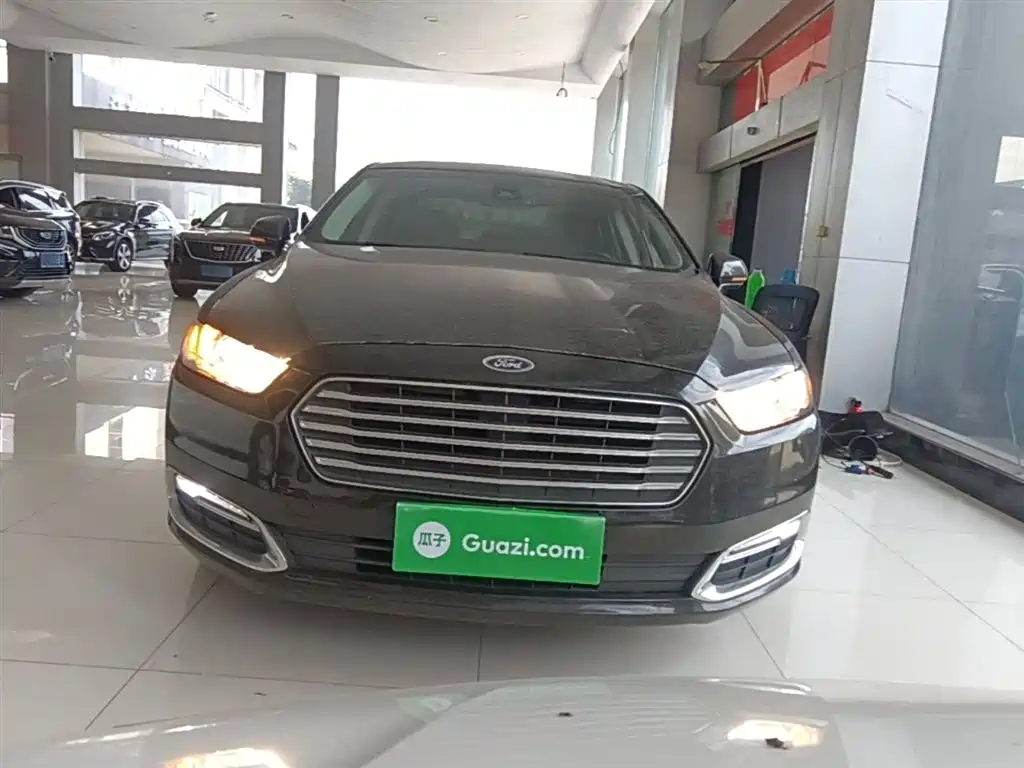 Ford Taurus 2017 EcoBoost 245 Fashion