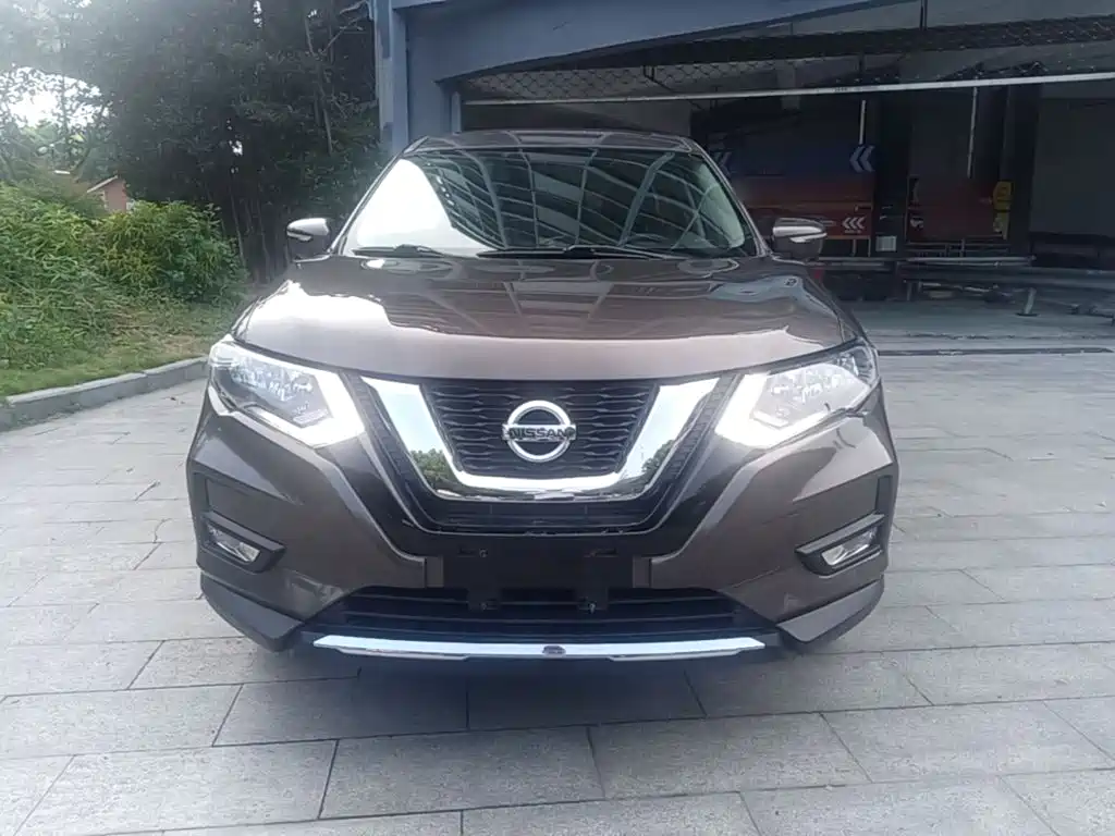 Nissan X-Trail — миниатюра 3