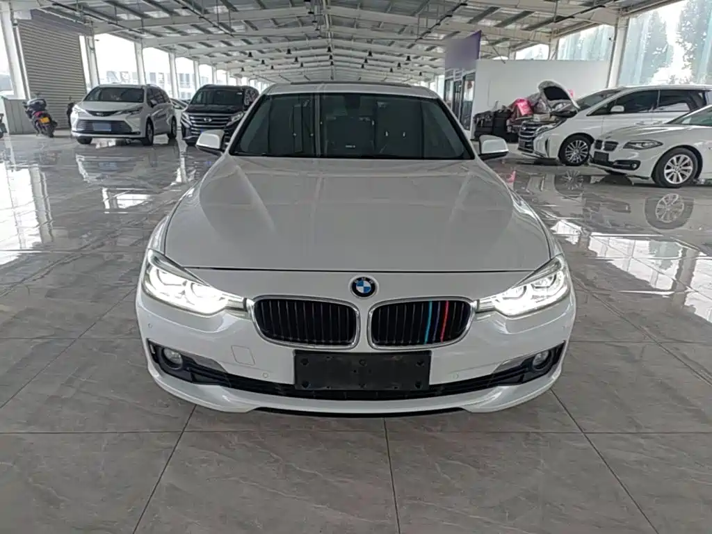 BMW 3 Series — миниатюра 3