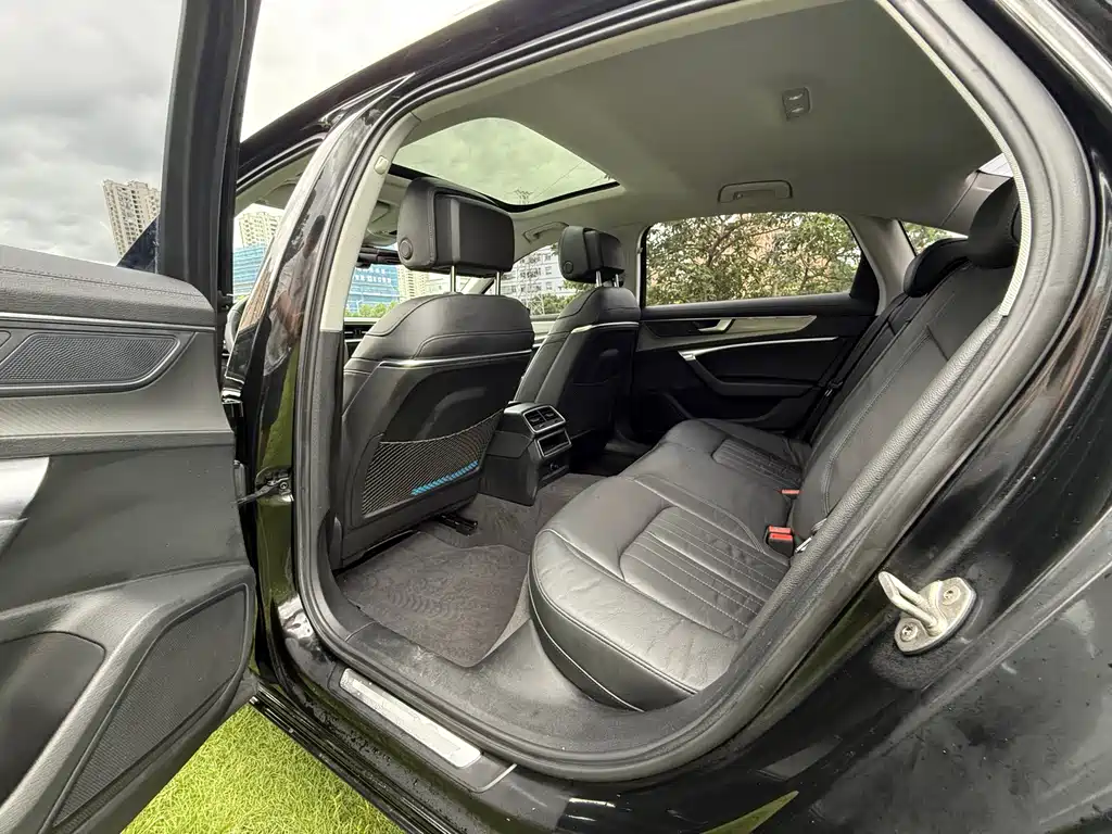 Audi A6L — миниатюра 8
