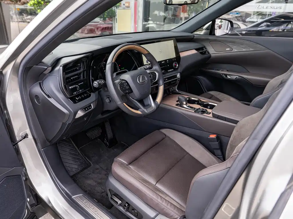 Lexus RX 2023 450h+ Enjoy